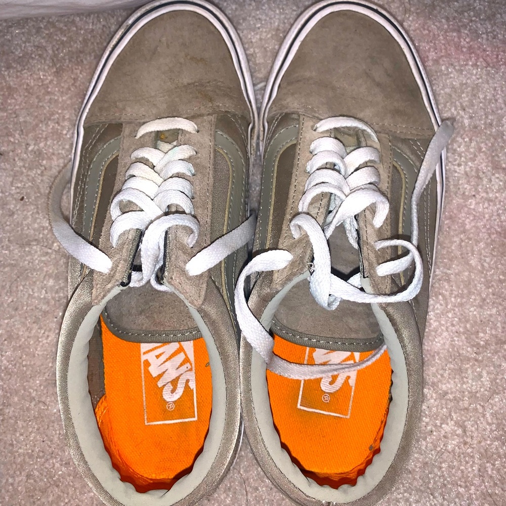 tan vans